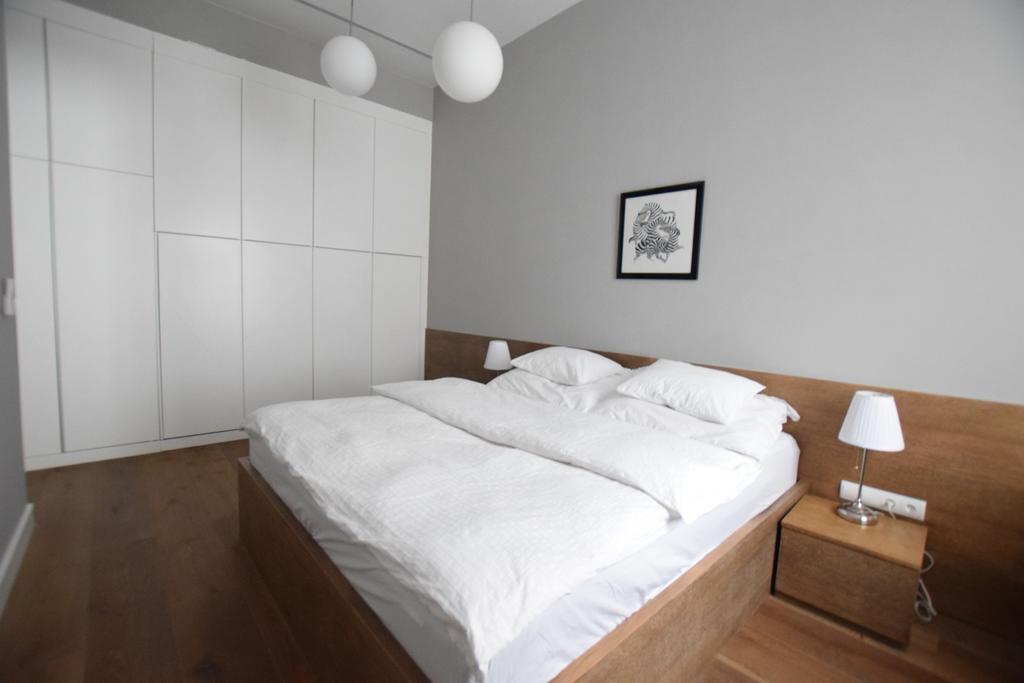 Luxury Apartment By Hi5 - Szervita Suite Budapeste Exterior foto